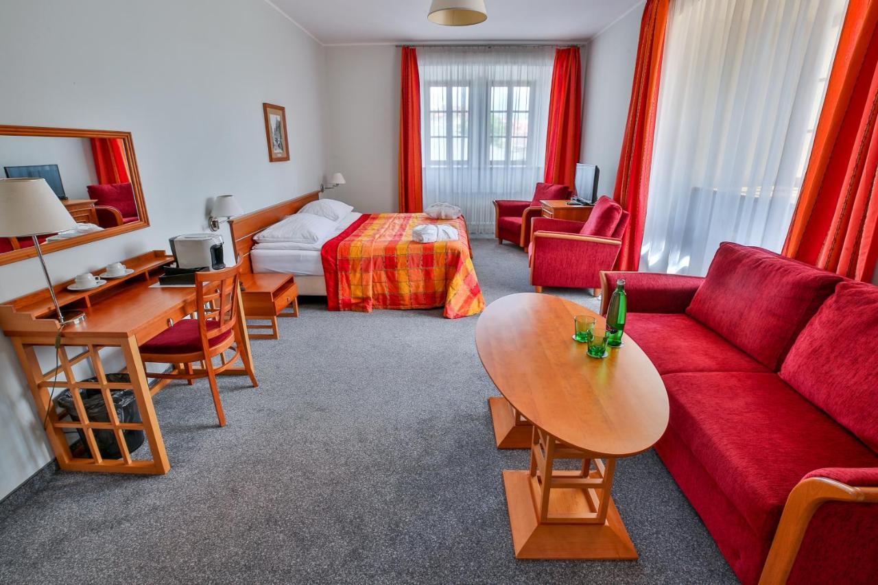 Lh Hotel Dvorak Tabor Congress & Wellness Εξωτερικό φωτογραφία