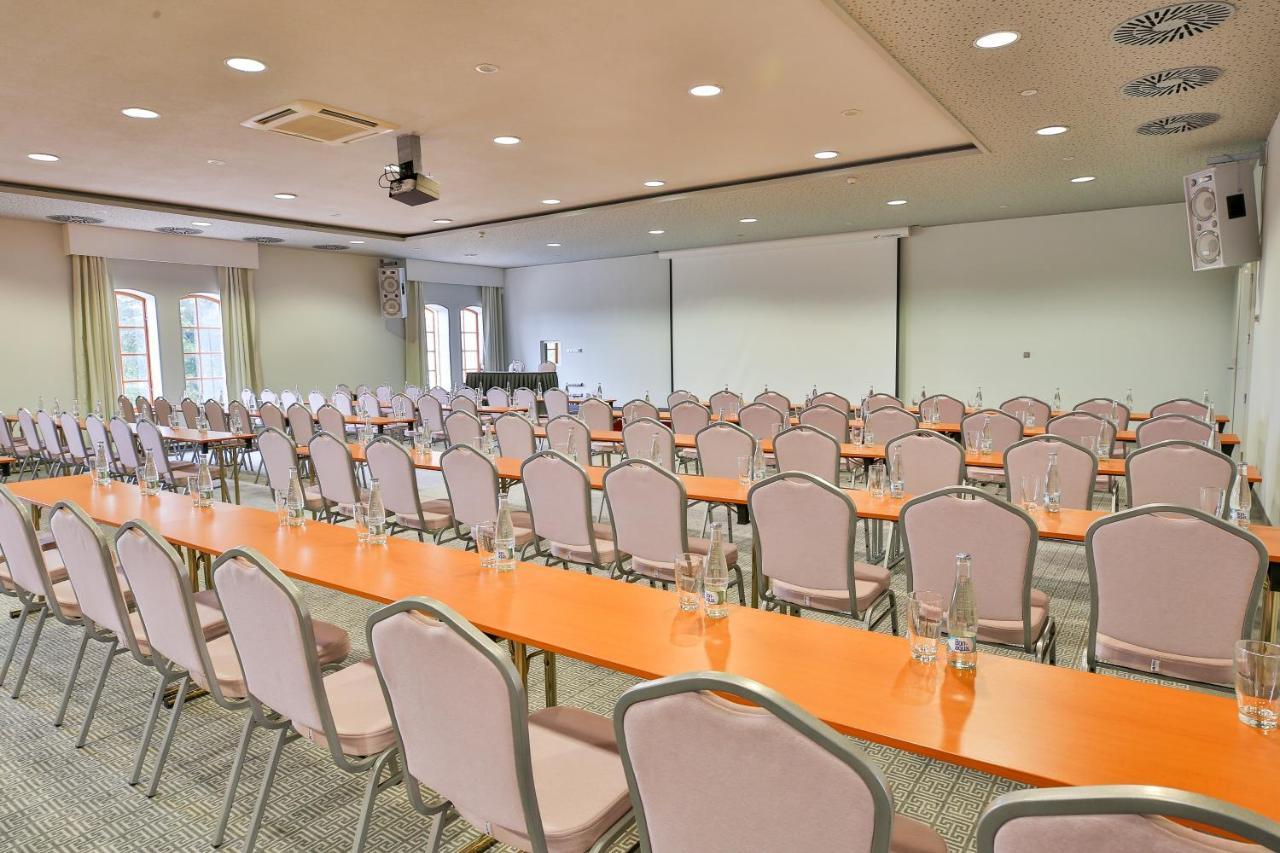 Lh Hotel Dvorak Tabor Congress & Wellness Εξωτερικό φωτογραφία