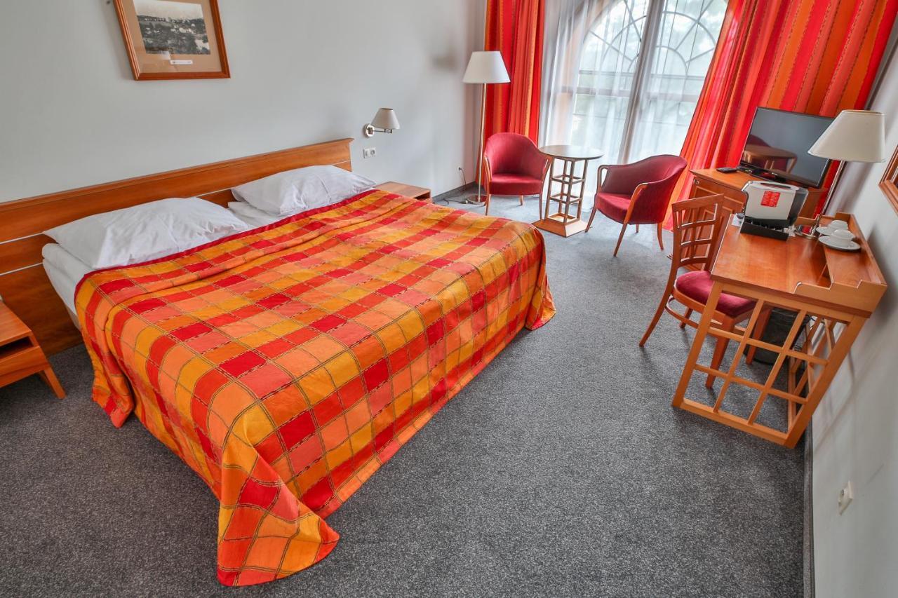 Lh Hotel Dvorak Tabor Congress & Wellness Εξωτερικό φωτογραφία