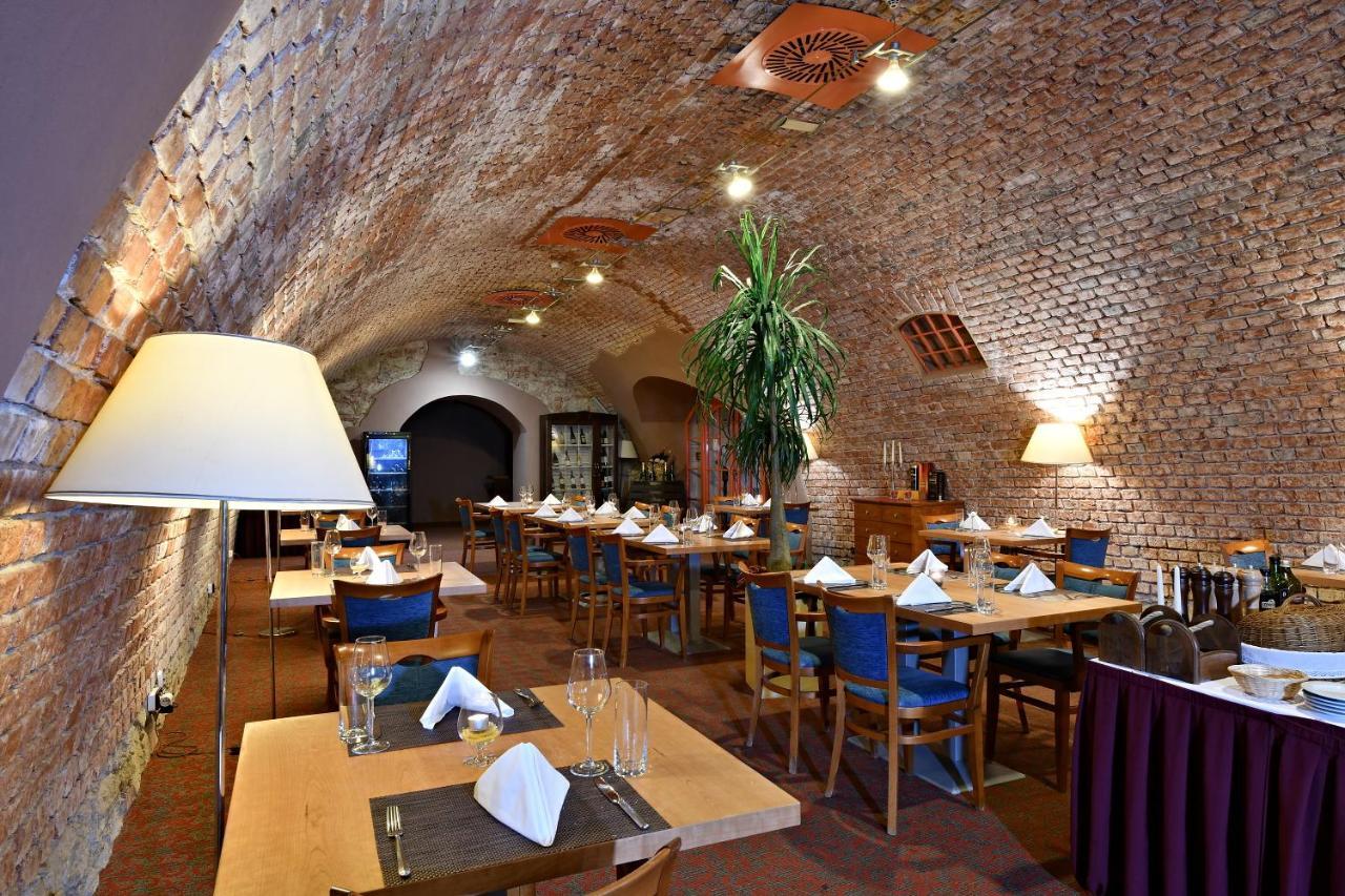 Lh Hotel Dvorak Tabor Congress & Wellness Εξωτερικό φωτογραφία